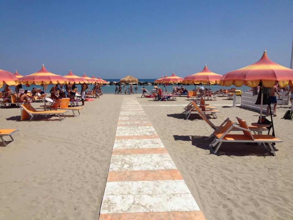Hotel & Residence Cavalluccio Marino Rimini Exterior photo